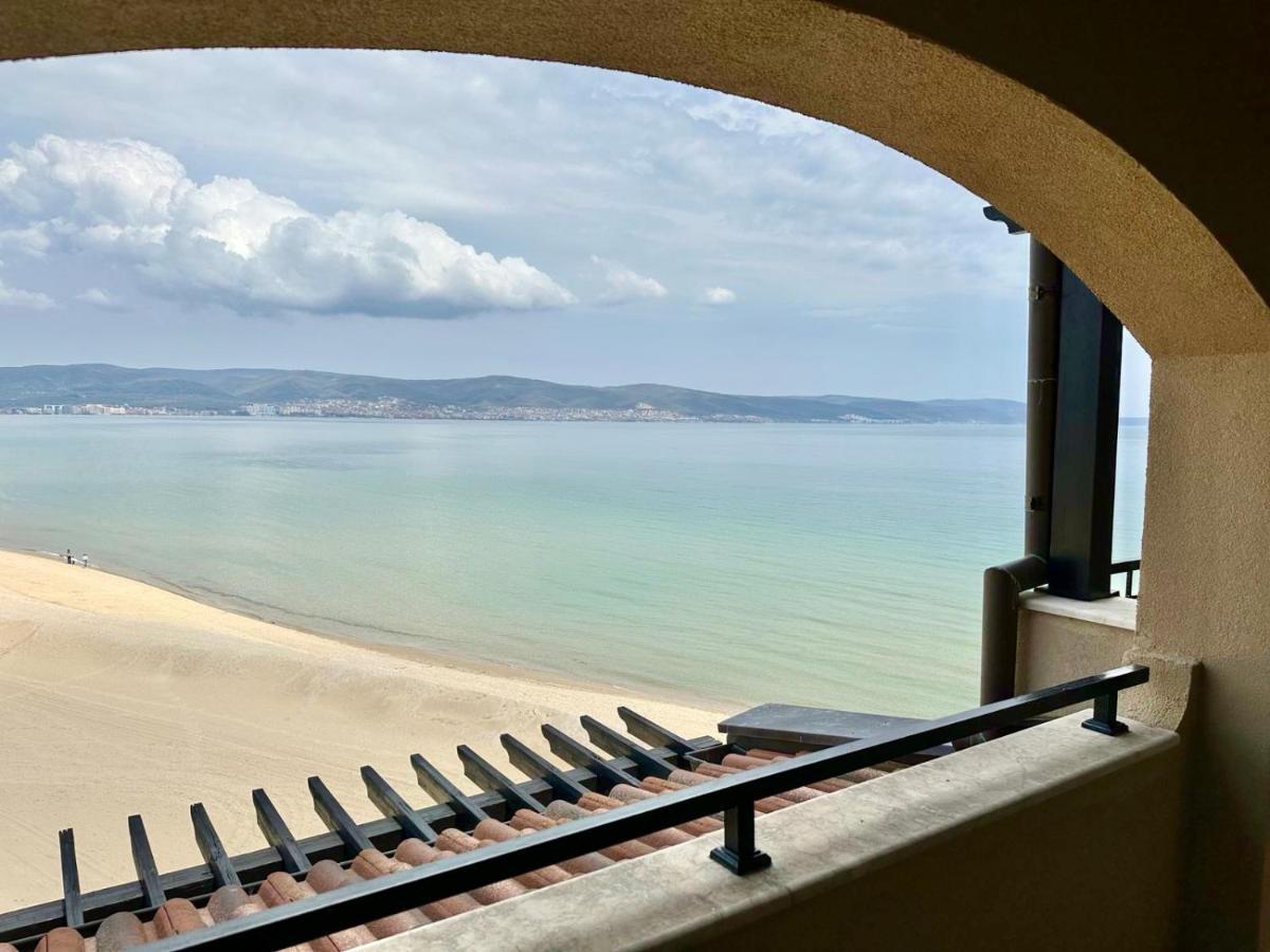 Oazis Vip Club Aparthotel Pantai Sunny Luaran gambar