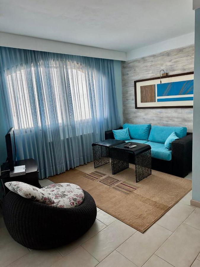 Oazis Vip Club Aparthotel Pantai Sunny Luaran gambar