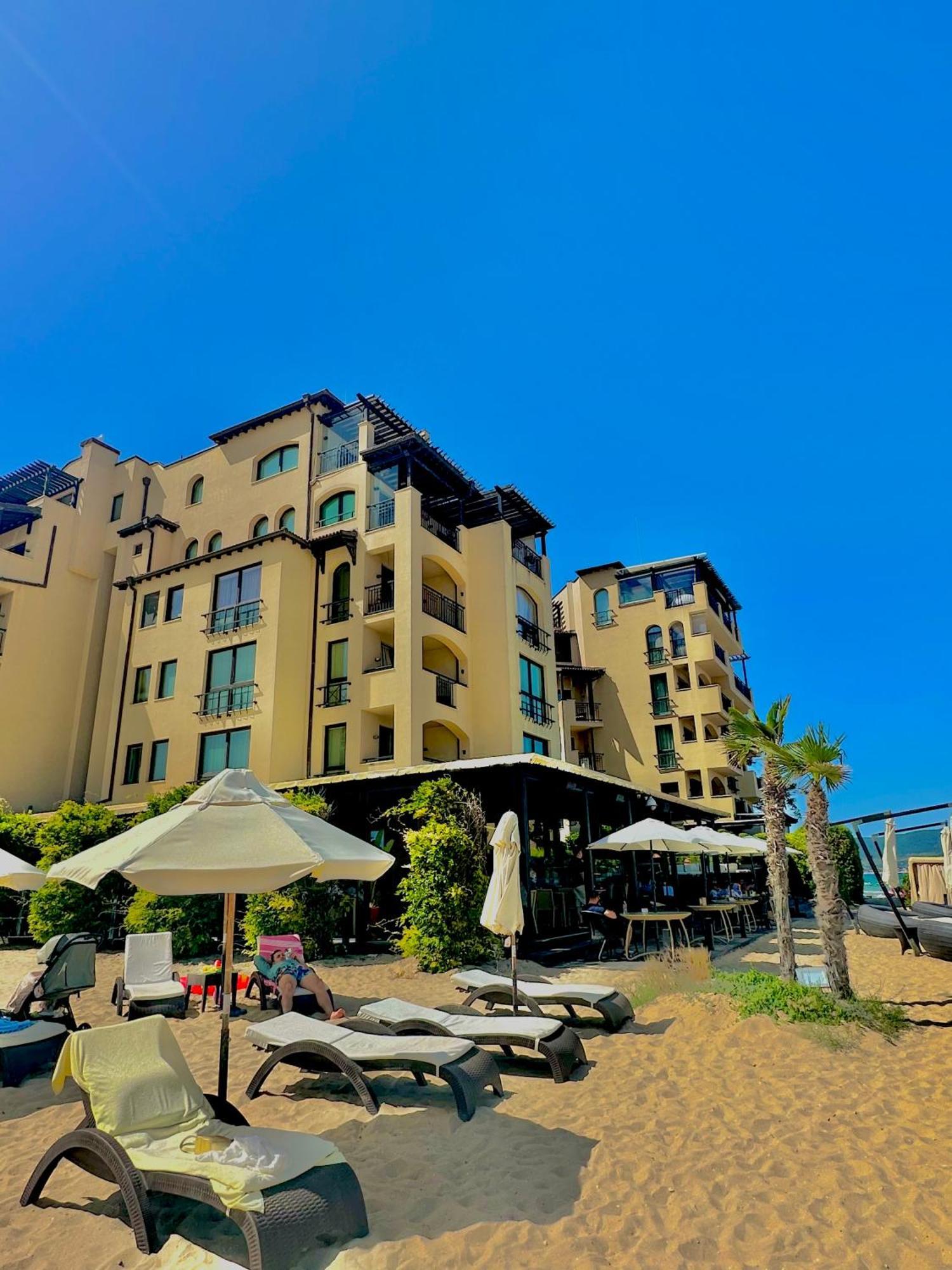 Oazis Vip Club Aparthotel Pantai Sunny Luaran gambar